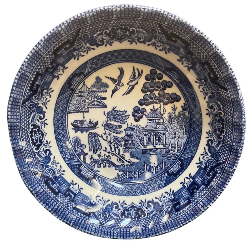 Vtg Royal Wessex Blue Willow 6.25" Cereal Bowl England  Blue White Chinoiserie